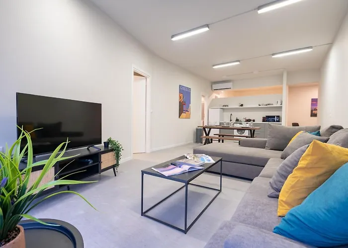 Monastiraki Metro St 2 Bedrooms 6 Pers By Mps