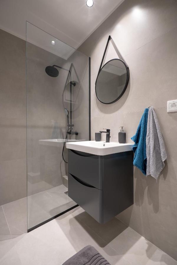 Monastiraki Metro St 2 Bedrooms 6 Pers By Mps Apartment *