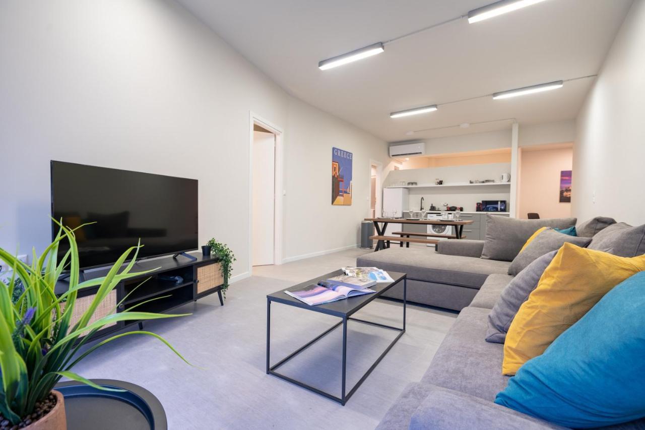 Monastiraki Metro St 2 Bedrooms 6 Pers By Mps * Athen