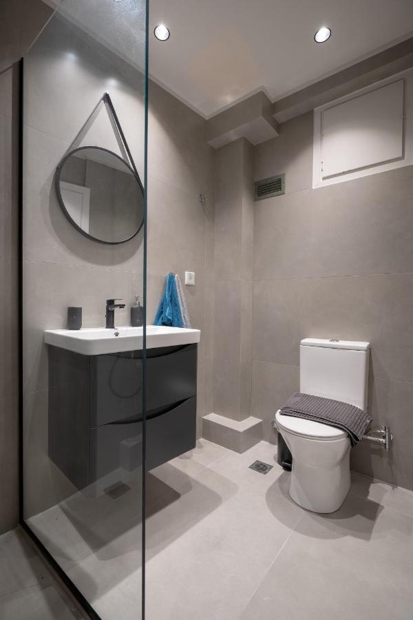 Monastiraki Metro St 2 Bedrooms 6 Pers By Mps * Athen