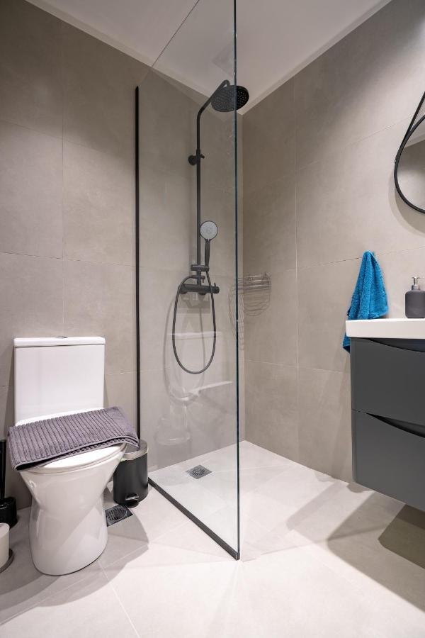 Monastiraki Metro St 2 Bedrooms 6 Pers By Mps